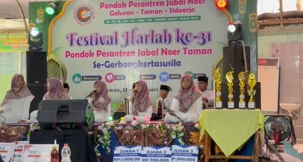 Perdana: Tim Banjari MI Darun Najah Tampil di Ajang Festival Se-Gerbangkertasusila
